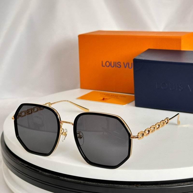 LV Sunglasses 1074